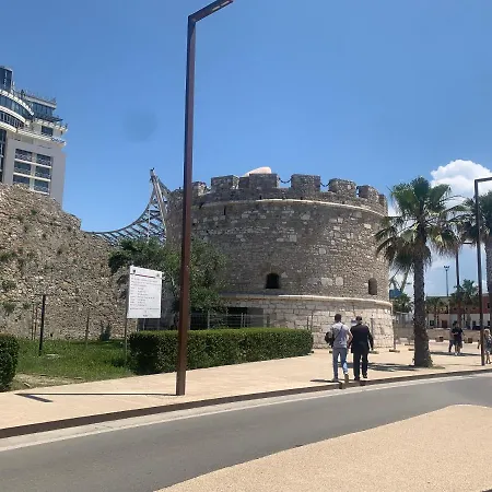 Super Location * Durrës