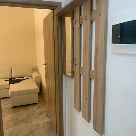 Super Location Apartment